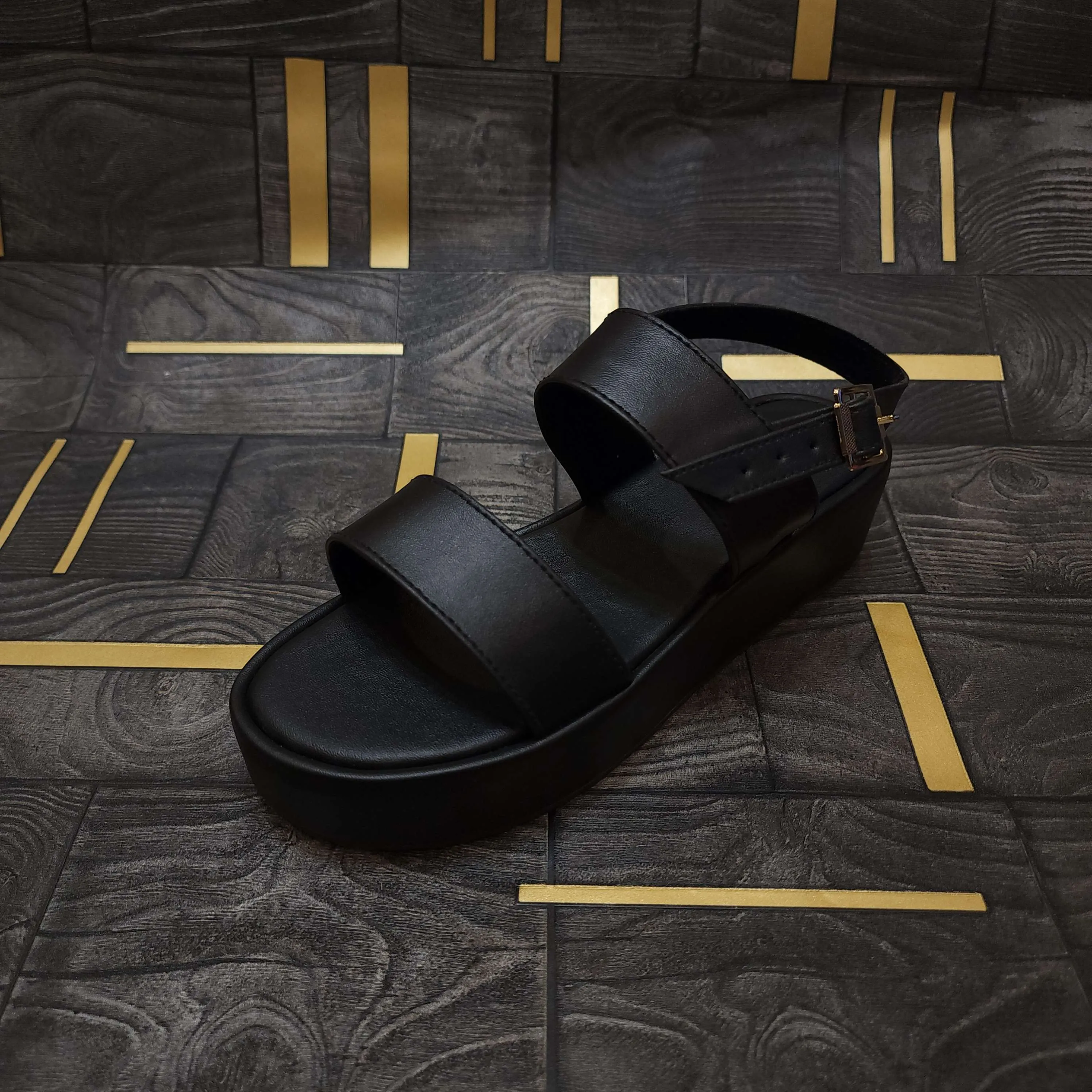 Black Chunks Sandals