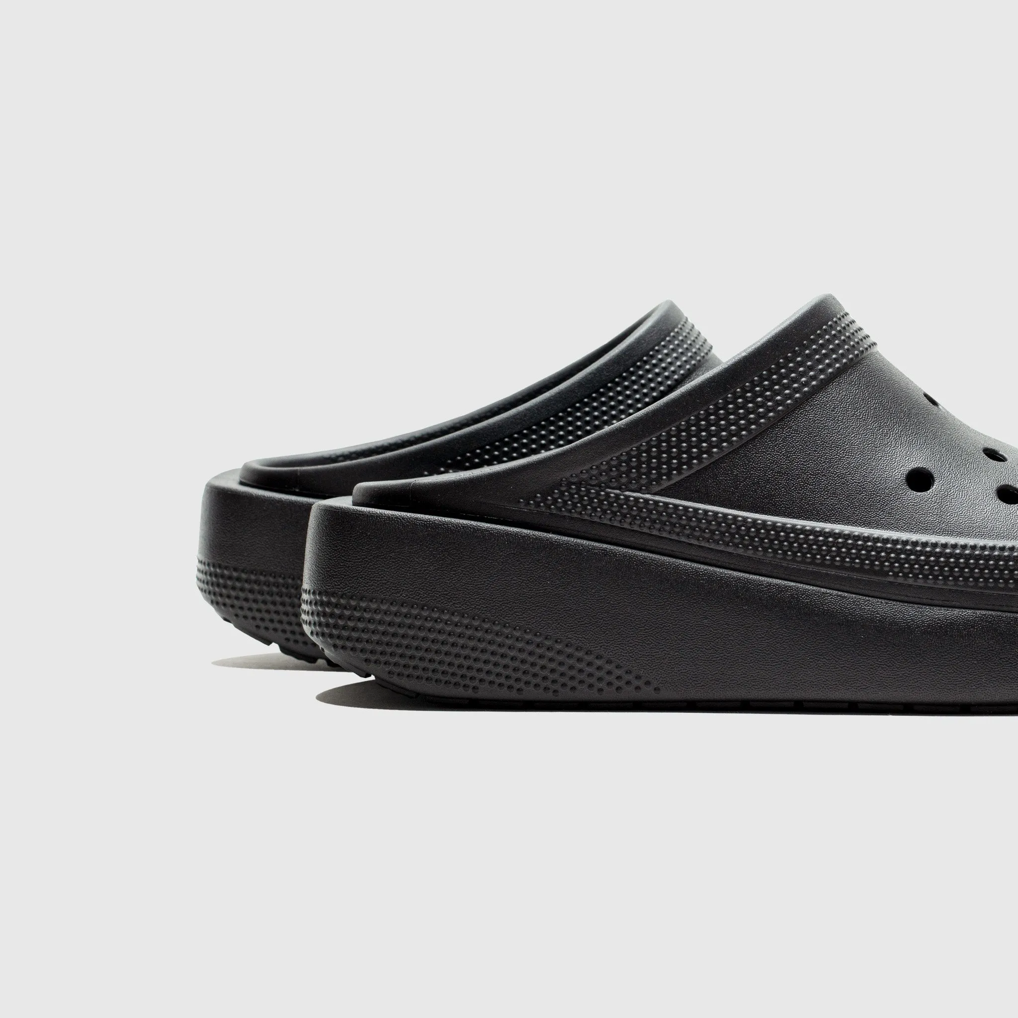 CLASSIC BLUNT TOE CLOG "BLACK"