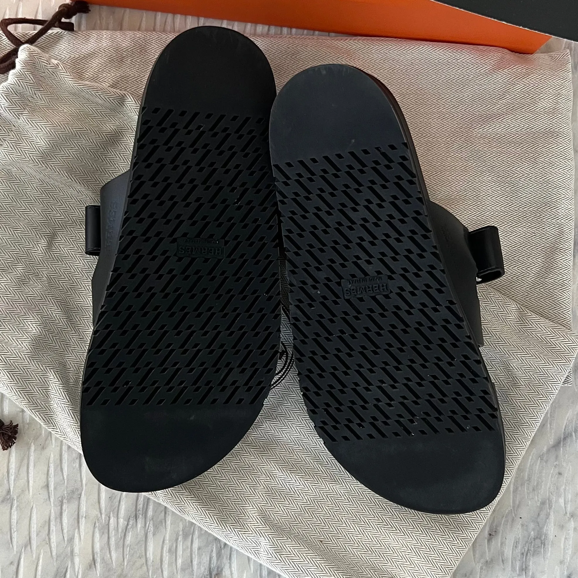 Hermes Chypre Sandals