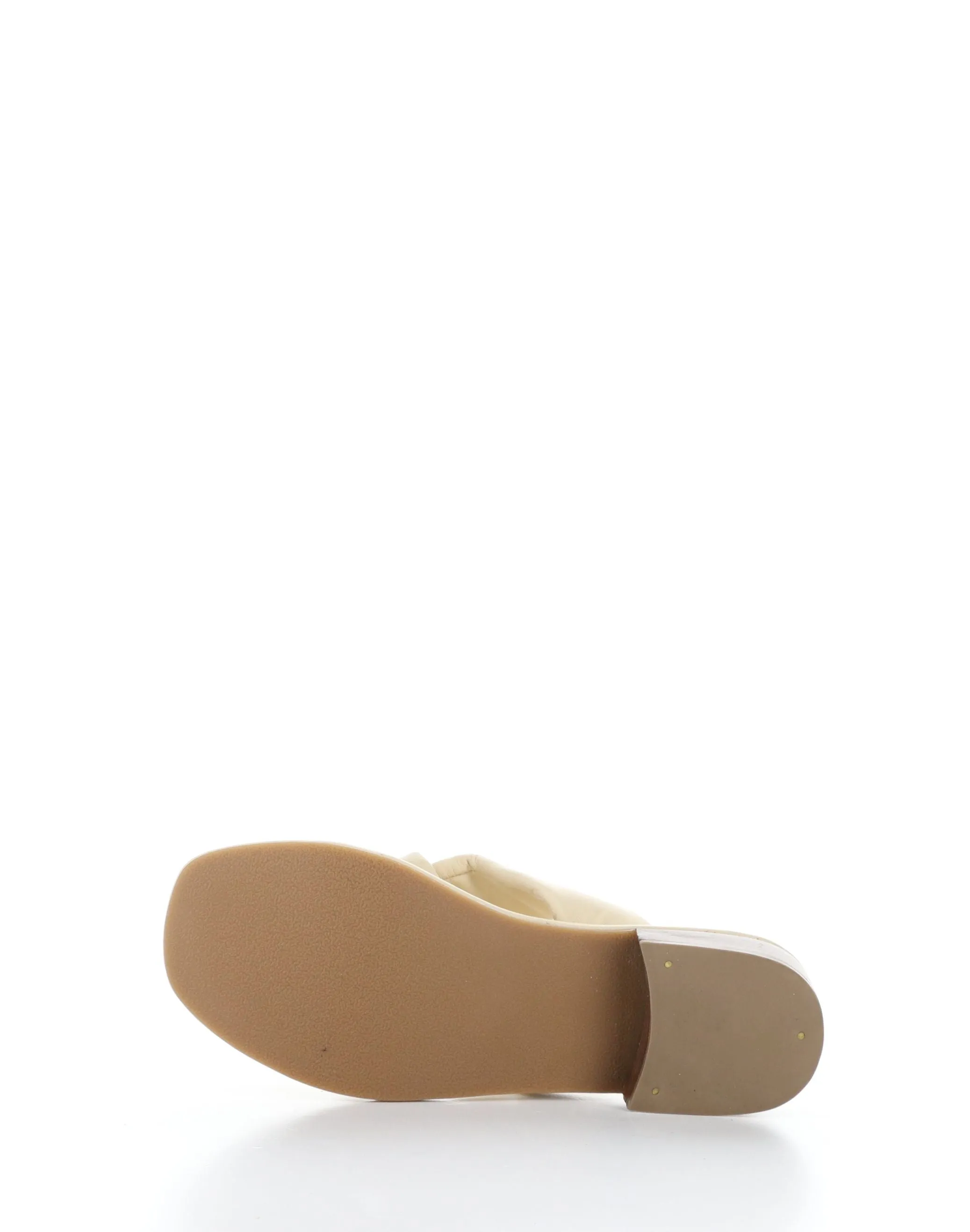 KNICK CREAM Round Toe Sandals