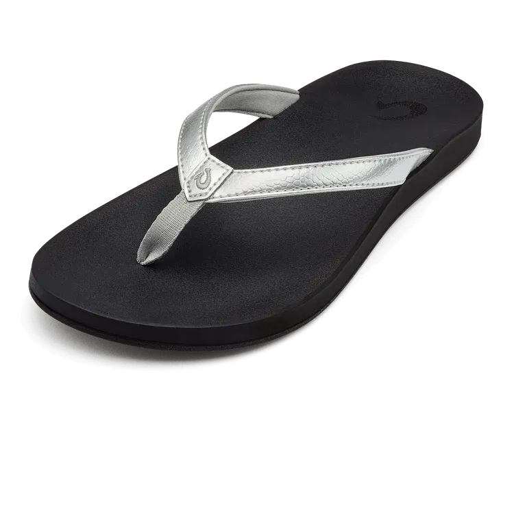 Olukai Women's Puawe - Silver/Black