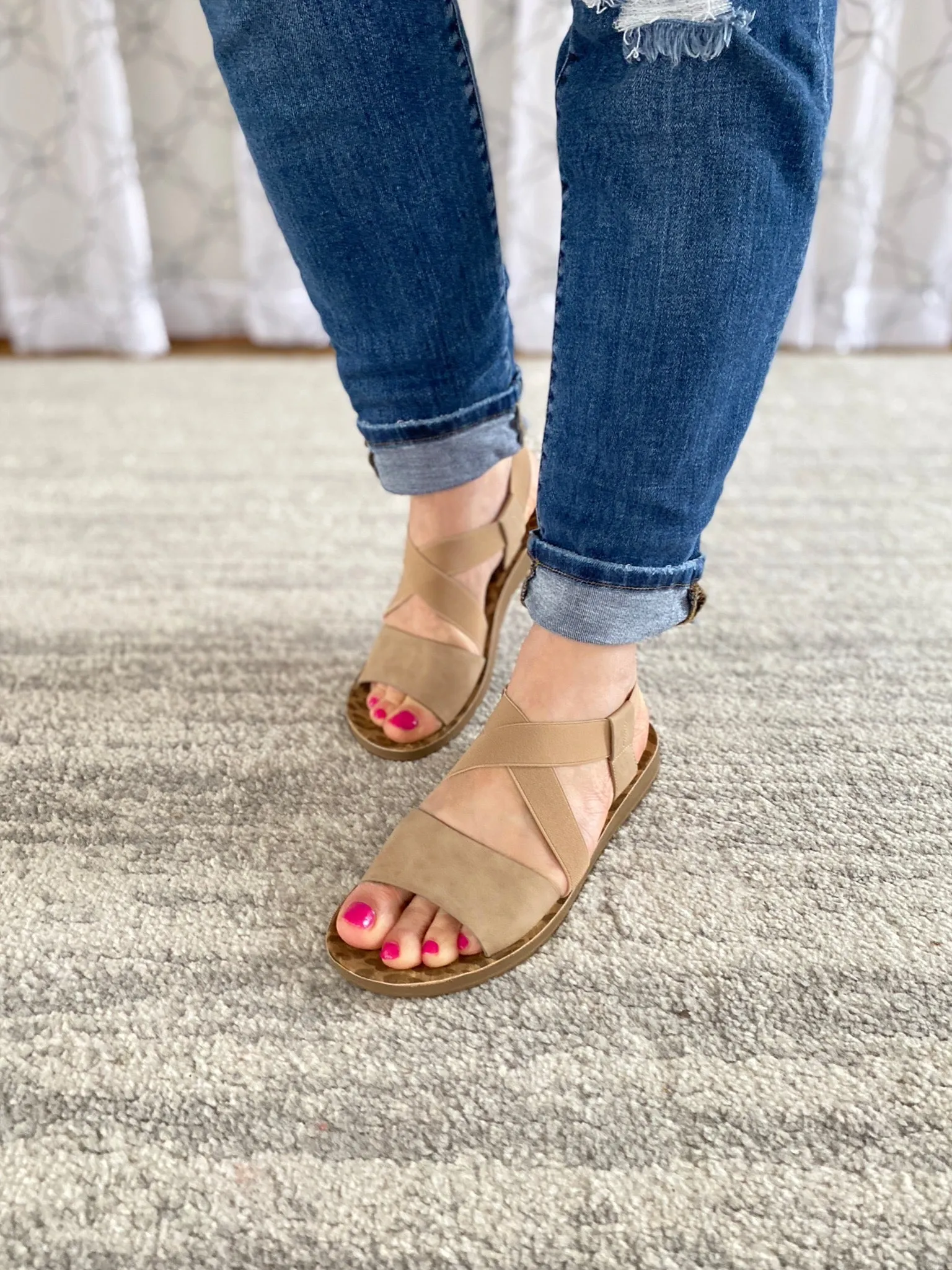 Thrive Sandals in Tan