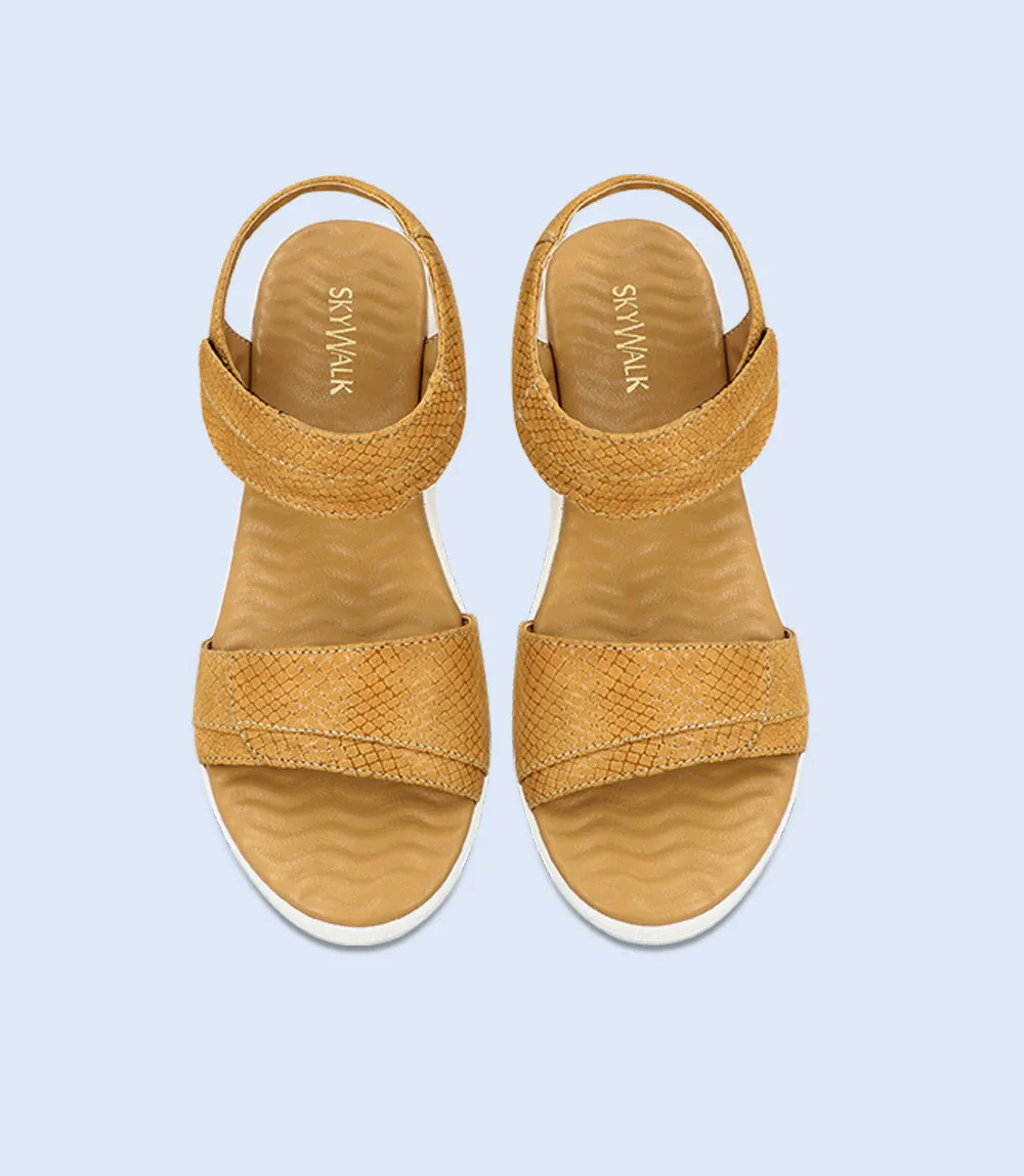 W9695-BEIGE-Women Comfort Sandal